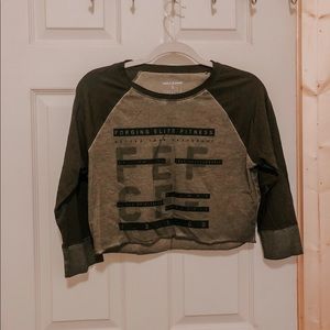 NWOT REEBOK CROP TOP